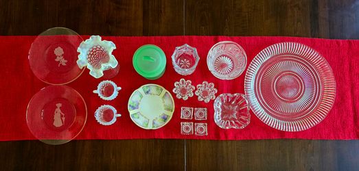 ANTIQUE GLASSWARE FROM GRANDMA'S CHINA CABINET, 17 PIECES