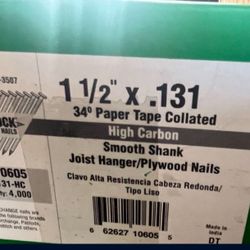 Nail \Clavos  2 1/2 Y 1 1/2 Ticos