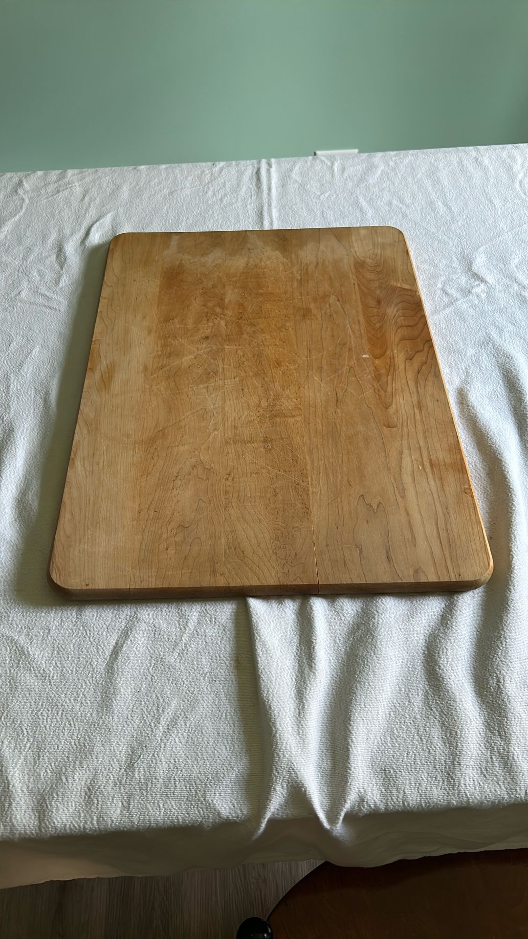 Cutting Board- 1 Crack