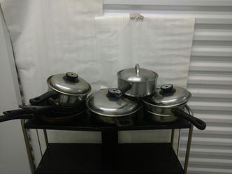 Set of Pots & Pans