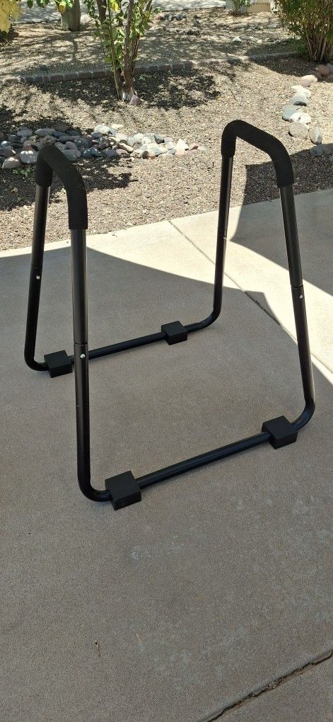 Exercise Dip Bar