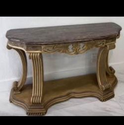 Console entrance table