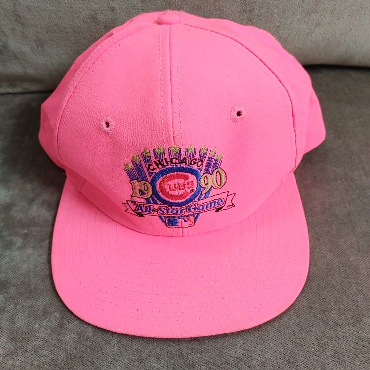 Free Chicago Cubs Collectible Hat