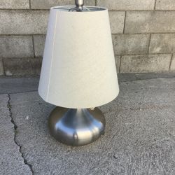 Lamp 22in