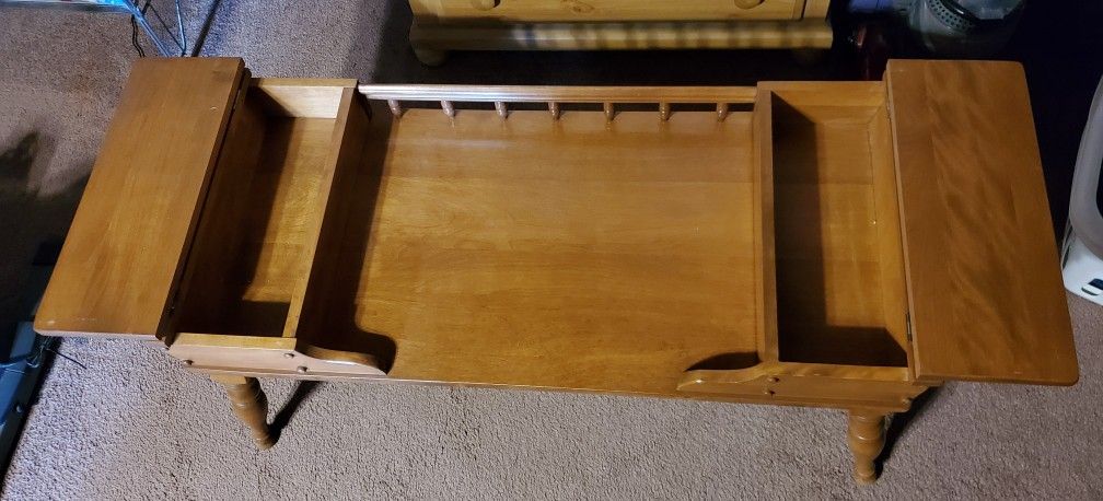 Vintage Ethan Allen Coffee Table