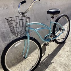 URBAN FIRMSTRONG BEACH CRUISER BIKE With Basket 