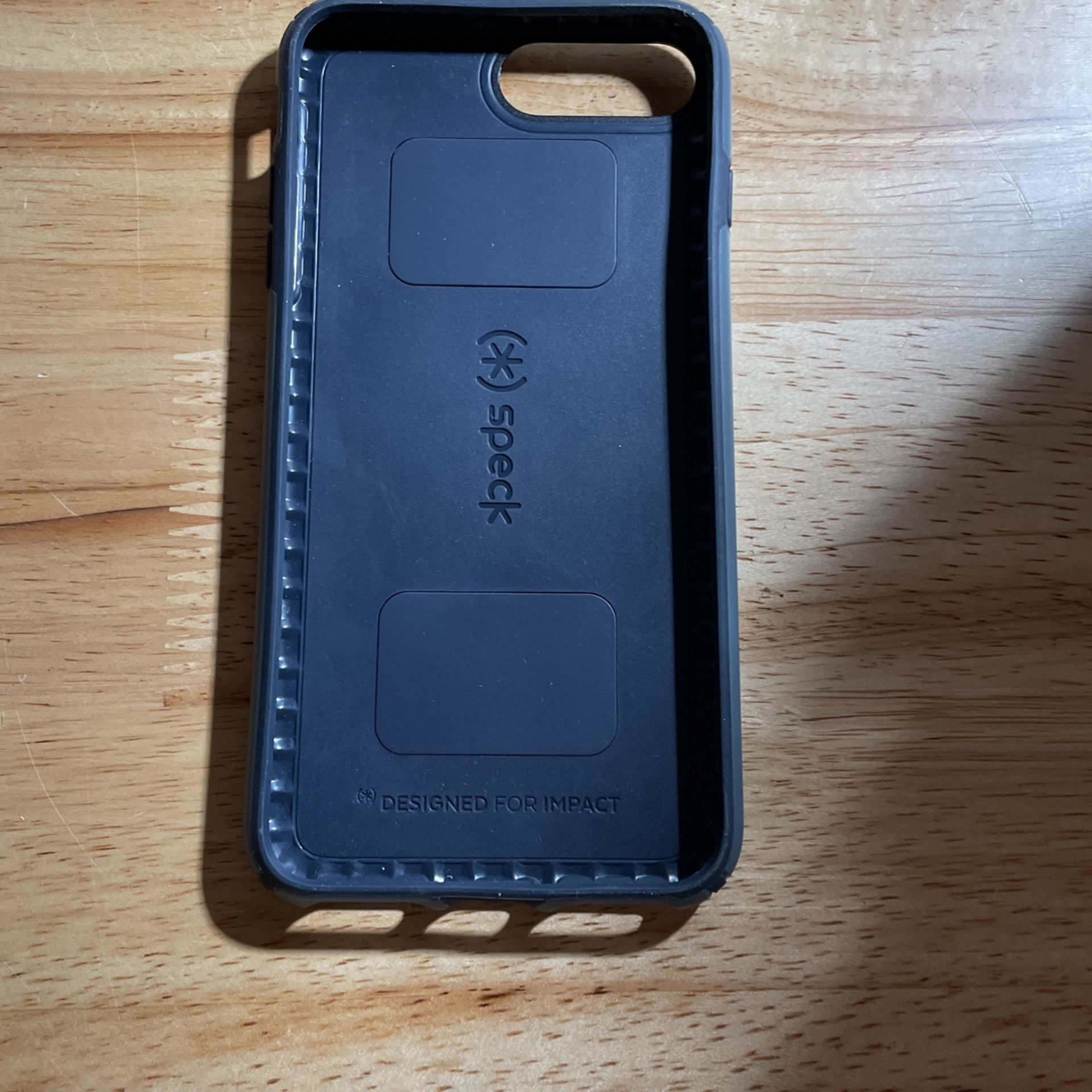 Speck iPhone 8 Plus Case (gray)
