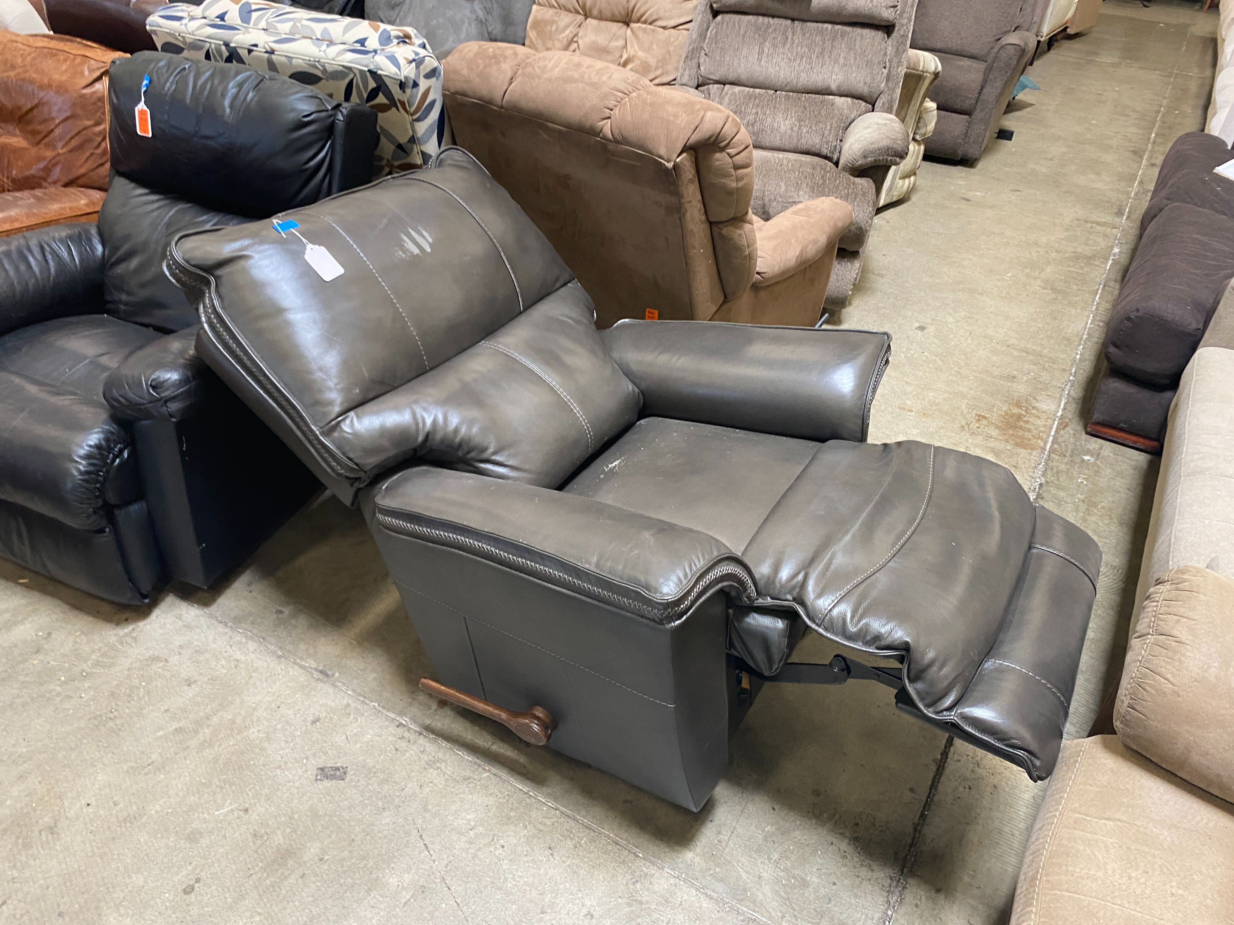 LA-Z-BOY Deep Grey Leather Rocking Manual Recliner