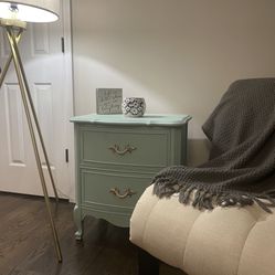 Accent Table Refinished. 