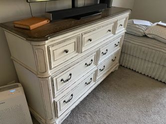 Farmhouse Dresser