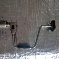 VINTAGE HAND DRILL 