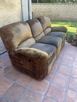 Recliner couch