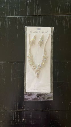 Jewelry Set With Earrings