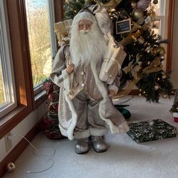 3 feet Santa