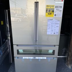 Bosch 800 Series 36 Inch Wide 20.5 Cu. Ft. Energy Star Certified Counter Depth French Door Refrigerator with HexBar