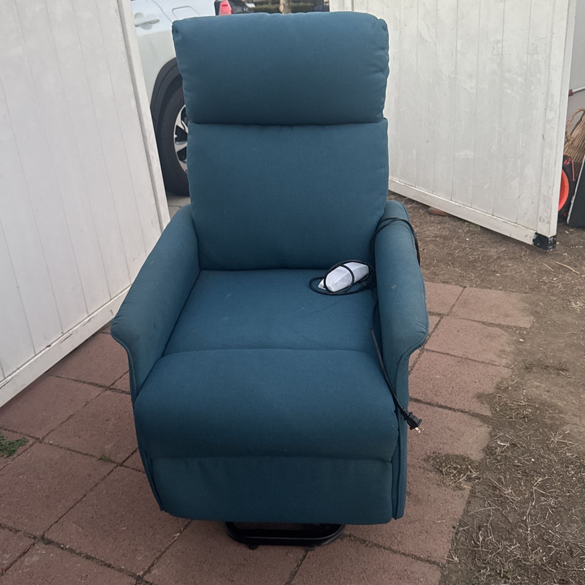Lifting Recliner Chair