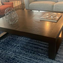COFFEE TABLE - Great Deal