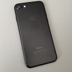Apple iPhone 7 (128GB)UNLOCKED /DESBLOQUEADO  For All Carriers  🔥