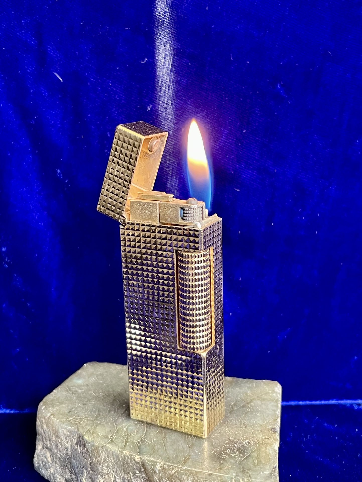 Vintage Gold Dunhill Rollagas Lighter Mint Condition Works 1 Year Warranty 