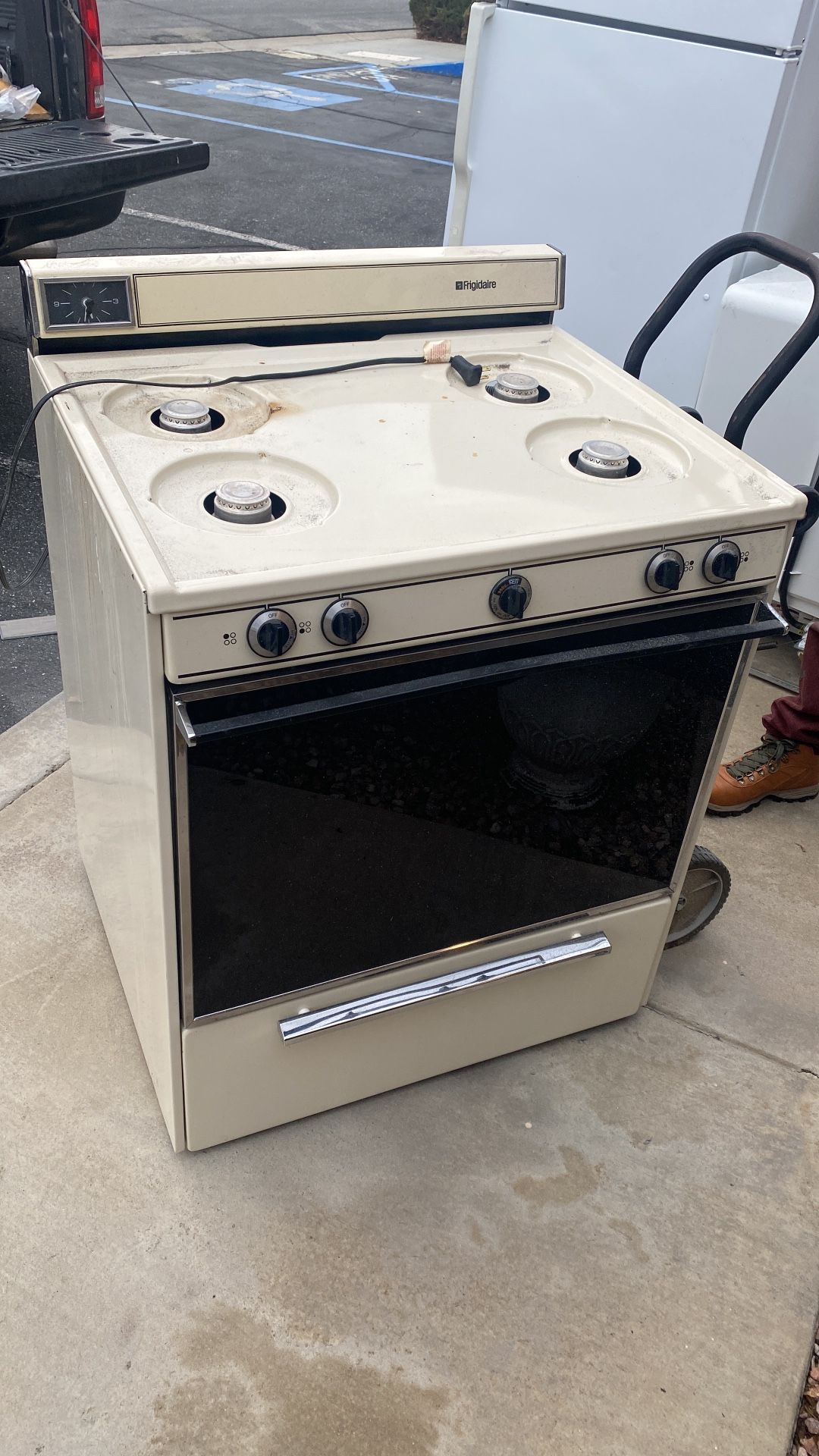 Estufa Le Trabaja Todo  El Horno  Al 100