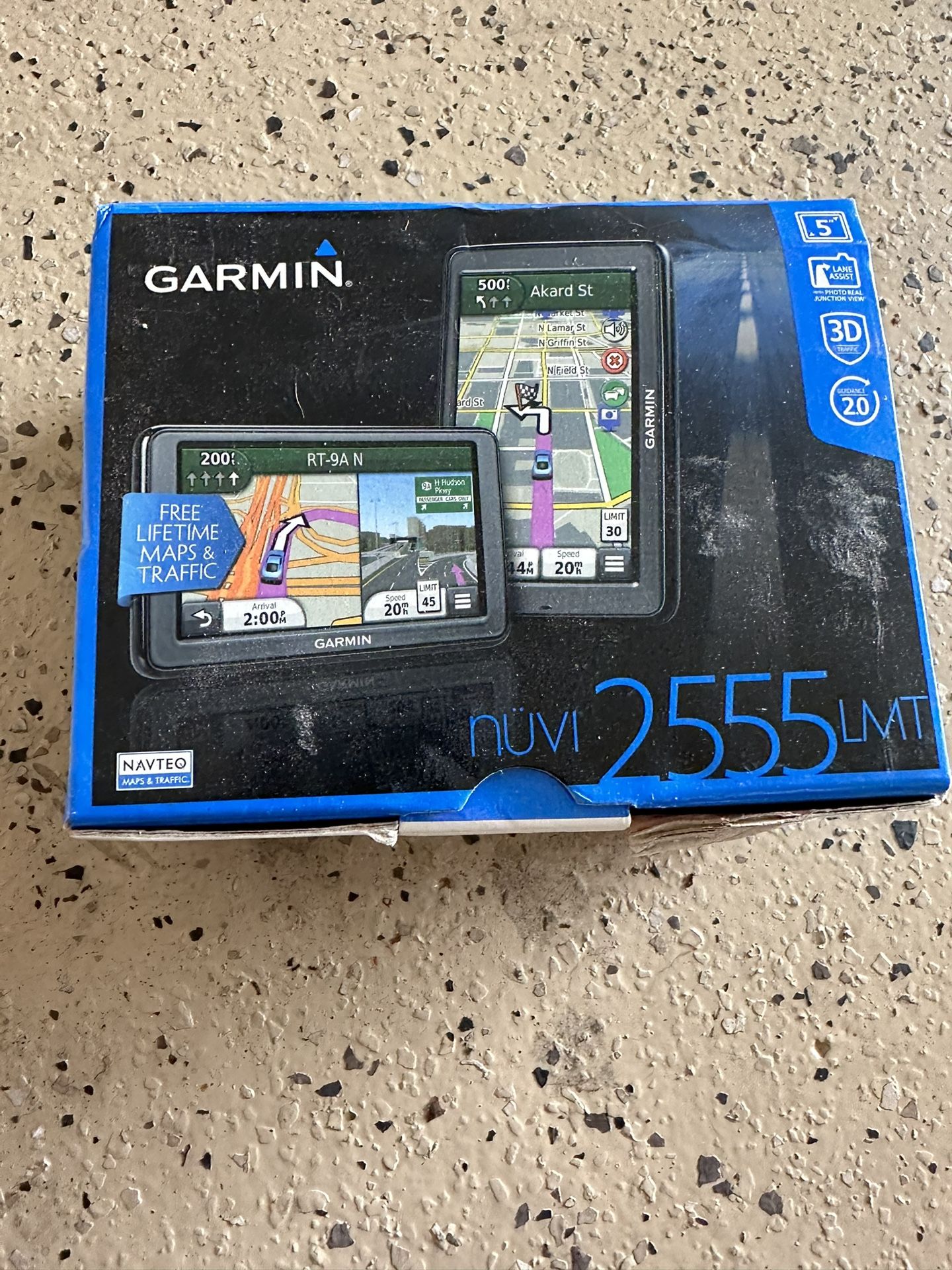 Garmin nüvi 2555LMT 5-Inch Portable GPS Navigator