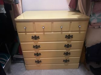 Vintage Ethan Allen Daffodil Yellow Dresser