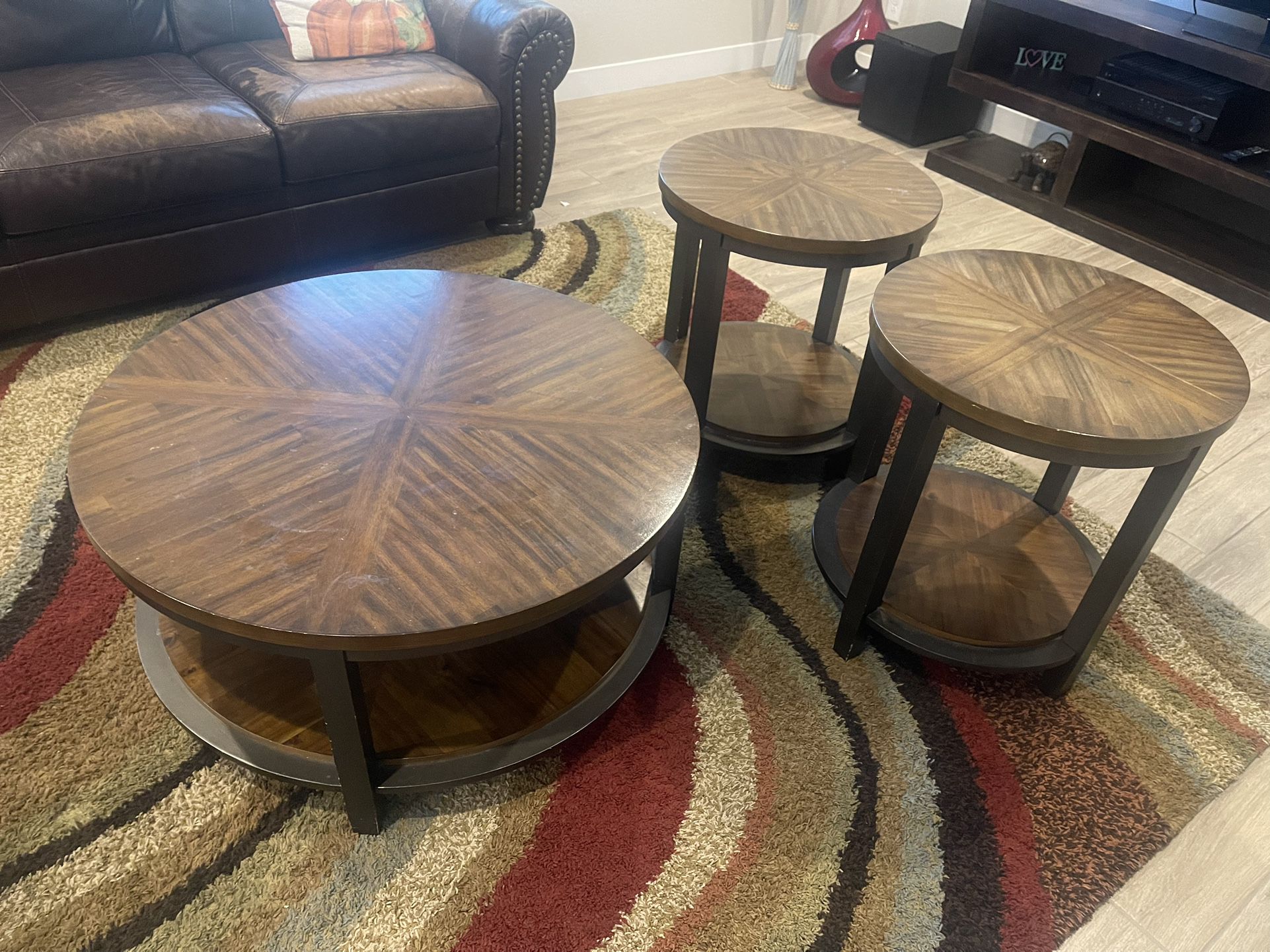 Coffee And End Tables 