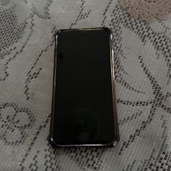 iPhone 8  Oxnard Ca 180 dollars