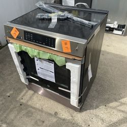 GE 30 in Electric Range Stainless Steel
