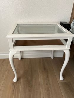End table