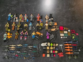 Lot Of 20 Vintage Hasbro 1980s G.I. Joe's And Accessories/ Most Complete/ Orig