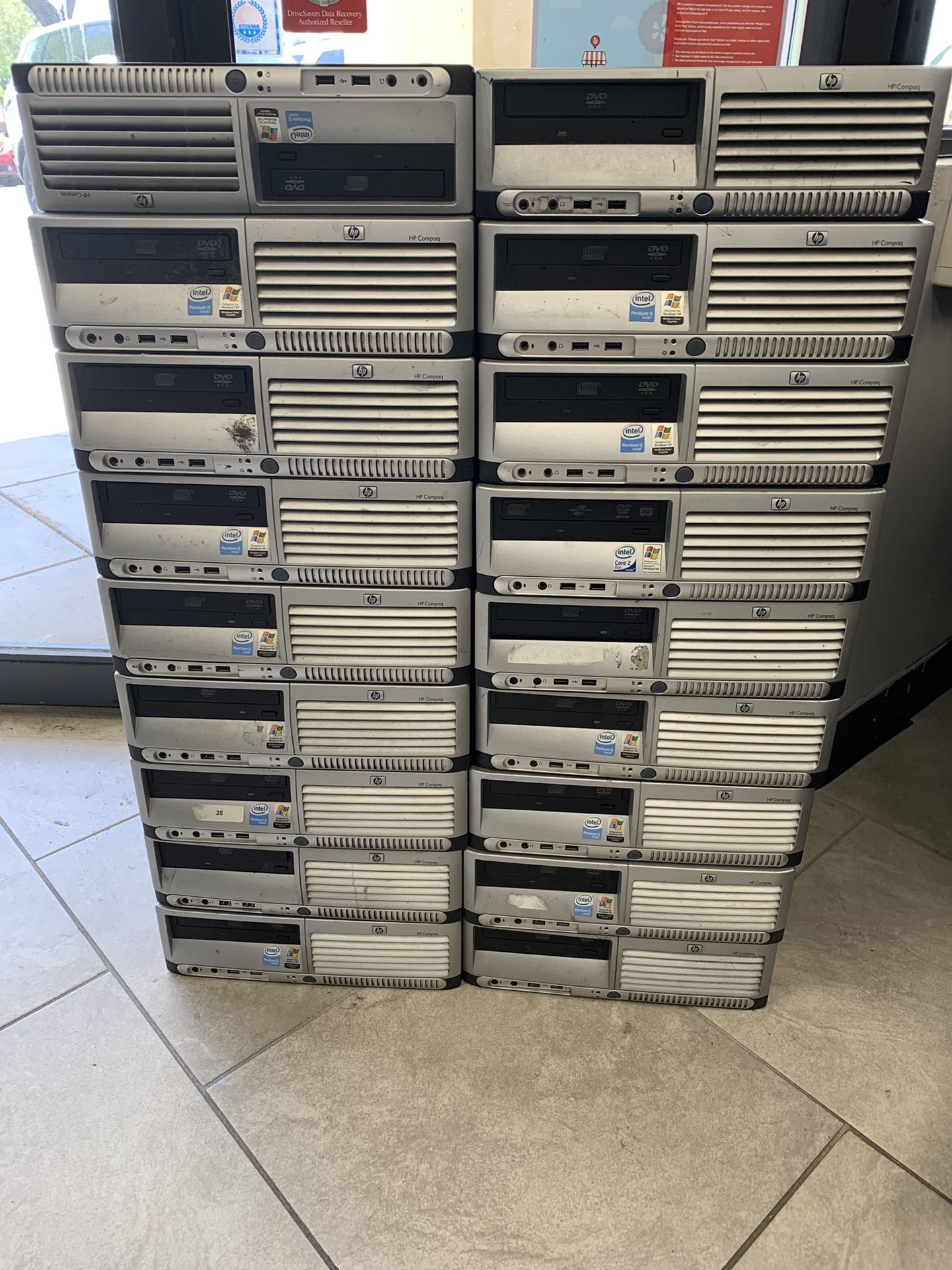 30 hp dual core desktops and 10 laptops all for $250