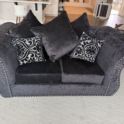 Beautiful Black Sofa, Couch With Oversized Pillows. Like New.