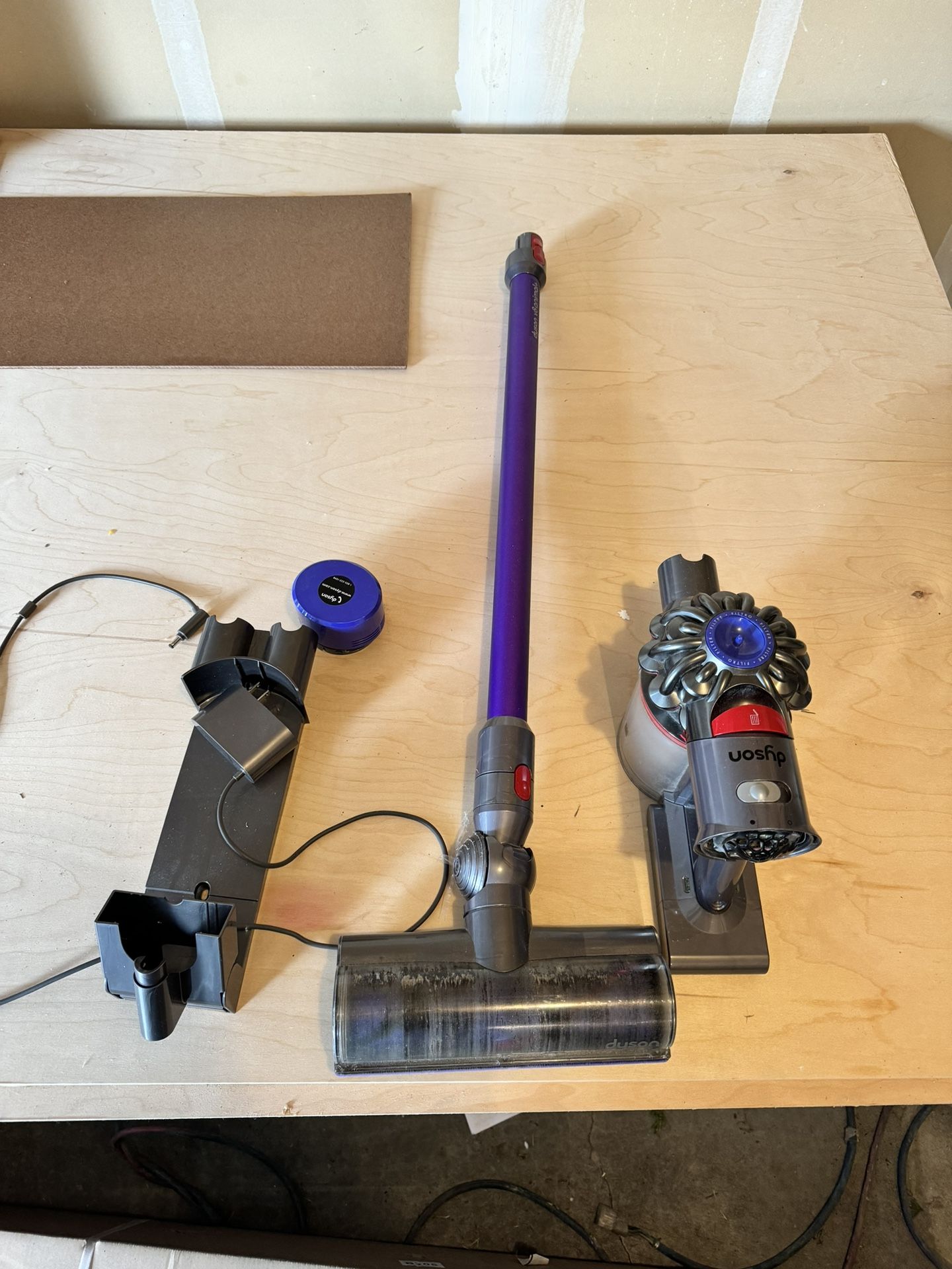 Broken stick Dyson