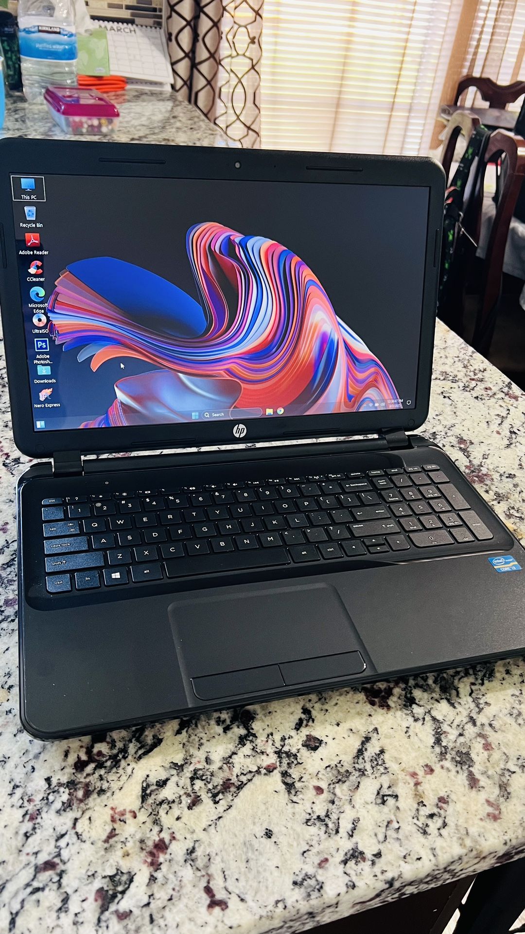 Laptop HP 15-d038dx 4GB Ram 750GB HDD Webcam Wifi Windows 11 Office 365 Full Photoshop Antivirus