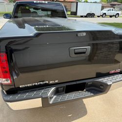 ONE PIECE TONNEAU COVER (2007-2013)