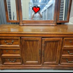 *Real WOOD*. Antique Dresser W/mirror , 2 Endtables, . 