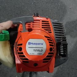Husqvarna Weed Eater 128LD