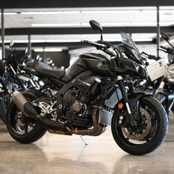 2019 YAMAHA MT10