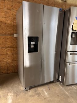 Whirlpool refrigerator 