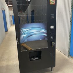 Wittern 3589 Combo Vending Machine W/ Card Reader