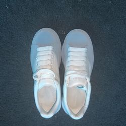 Alexzander McQueens 