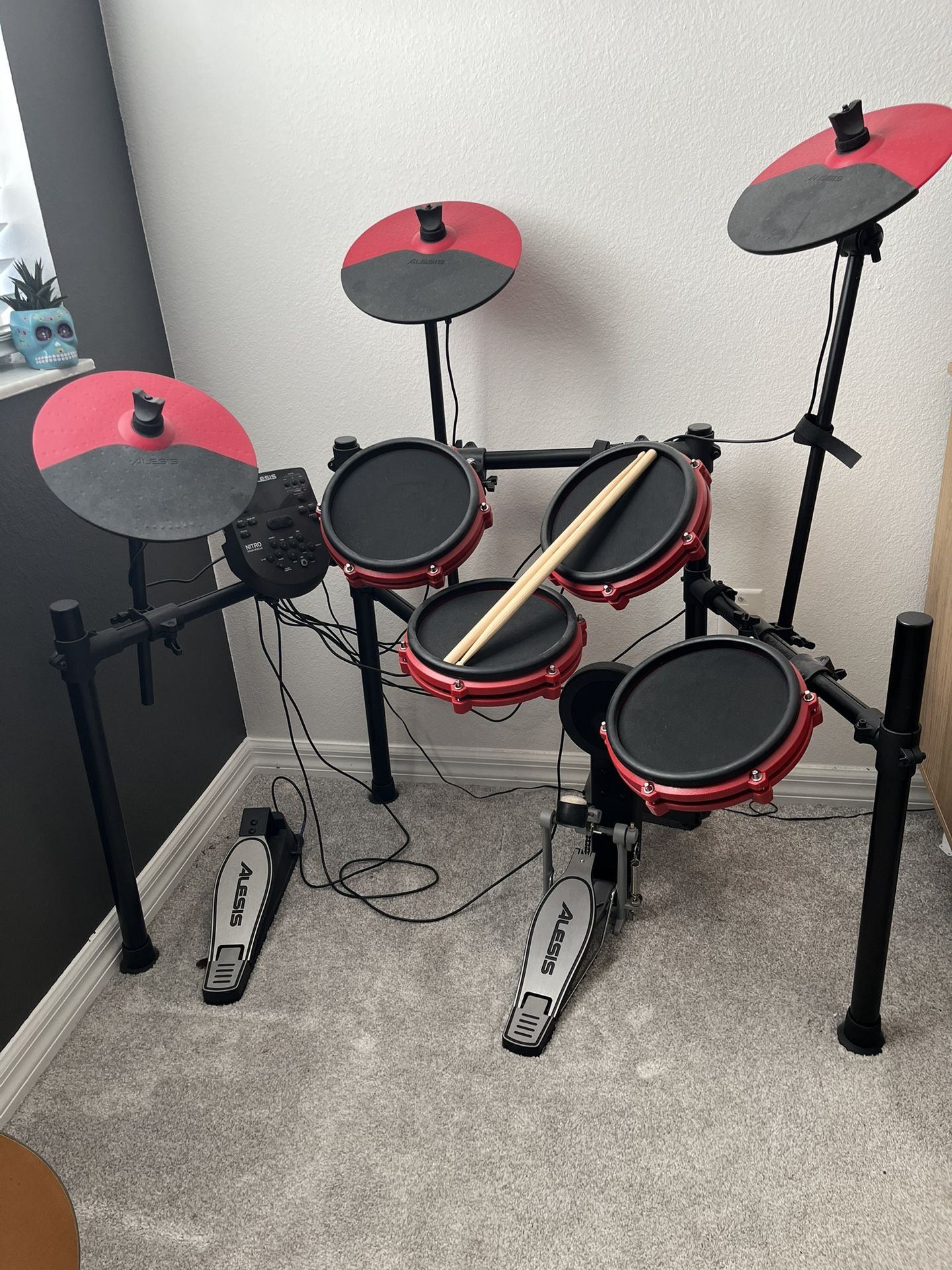 Alesis NITRO MAX 8-Piece Electronic Drum Set