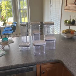 Oxo Containers