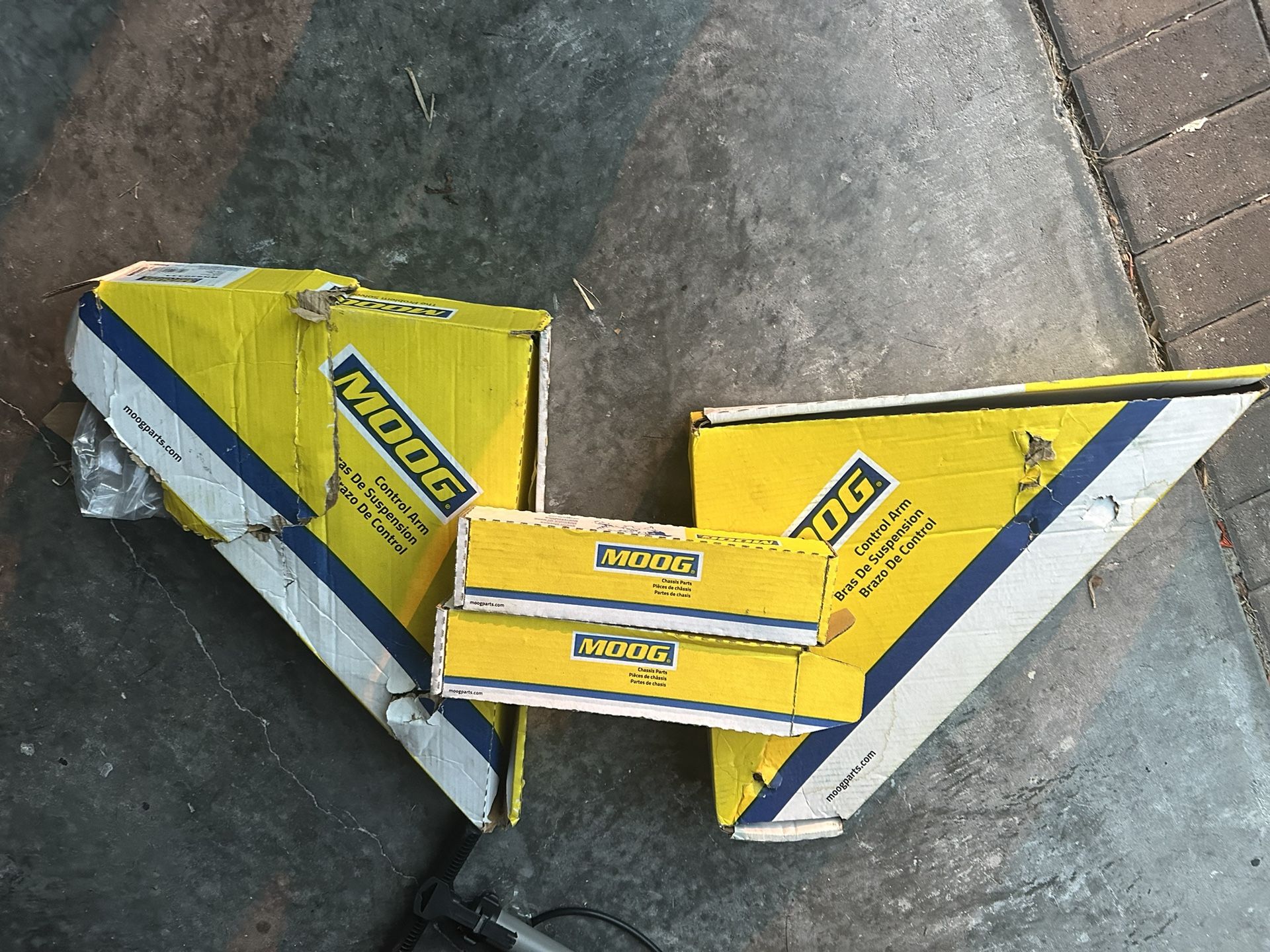 Moog car parts For Toyota