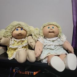 2 VINTAGE 80'S CABBAGE PATCH DOLLS