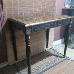 Antique beautiful table Solid Wood