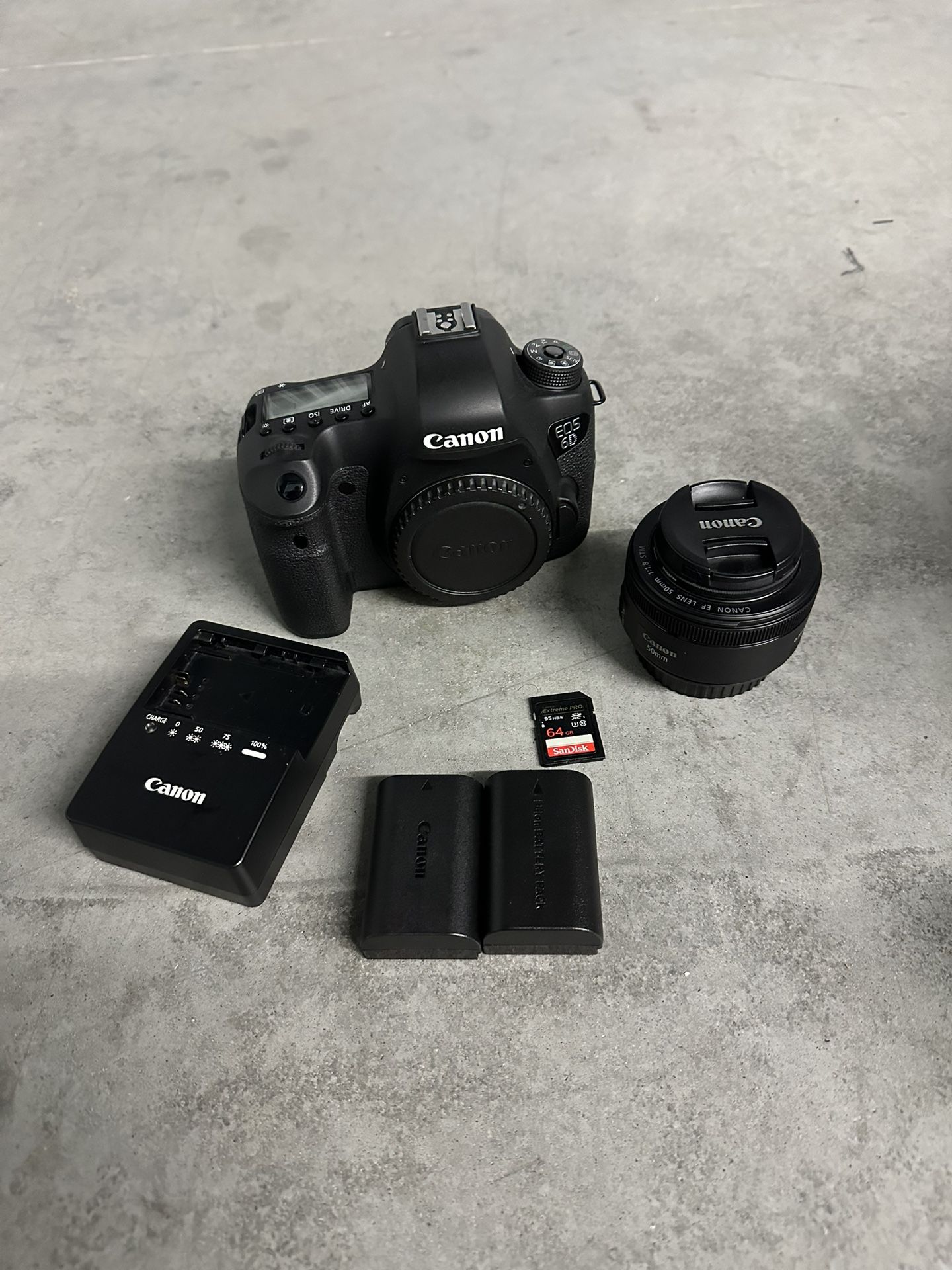 Canon 6D With Media And Lens