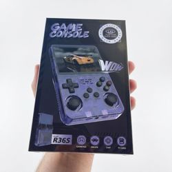 R36s Retro Handheld Console 64 GB Pre loaded games 
