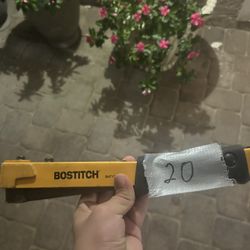 Bostitch 0.25-in Heavy Duty Manual Hammer tacker
